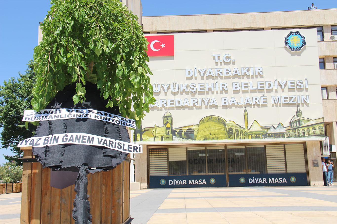 "Sahabelerin isimleri bölge için bir şereftir" "Sahabelerin isimleri bölge için bir şereftir"